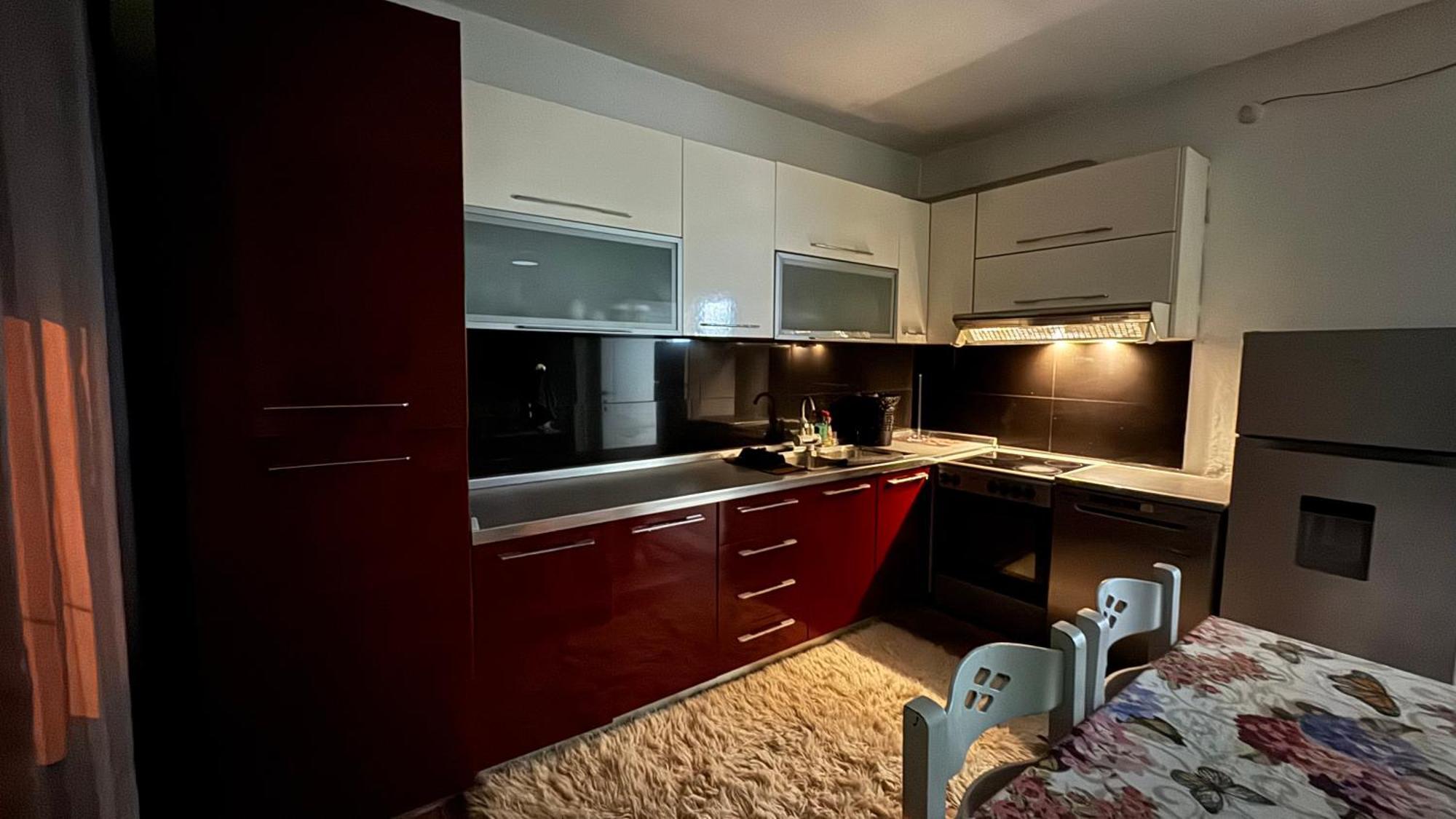 Door House Appartement Tirana